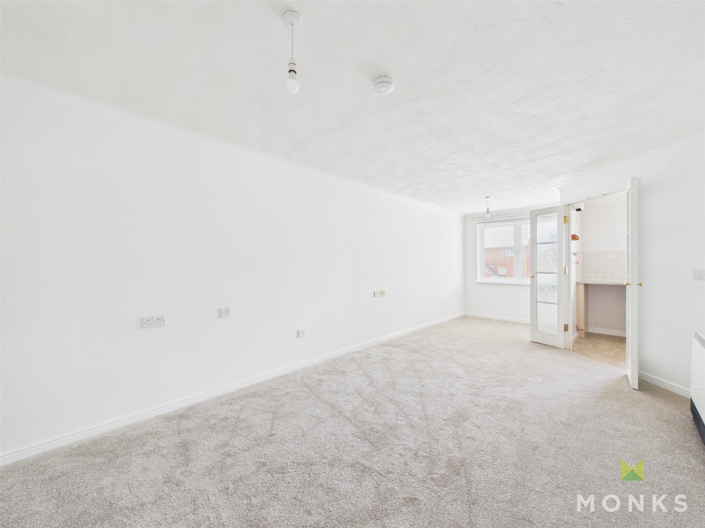 51 Abraham Court Lutton Close, Oswestry, SY11 2TH For Sale